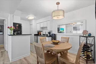 Photo #3: 6358966 Listing