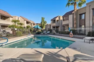 Photo #6: 6358966 Listing