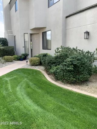 Photo #3: 6359150 Listing