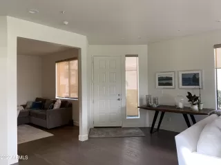 Photo #5: 6359150 Listing