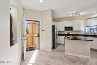 Photo #2: 6359212 Listing 