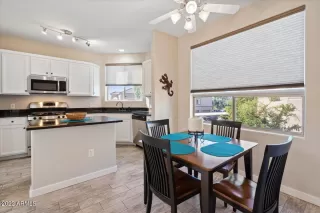 Photo #6: 6359212 Listing 