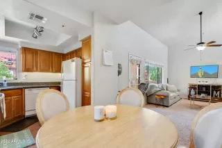 Photo #2: 6359599 Listing 