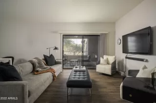 Photo #1: 6359626 Listing 