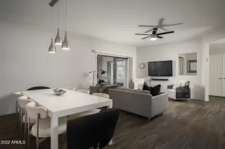 Photo #2: 6359626 Listing 