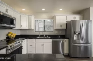 Photo #4: 6359626 Listing 