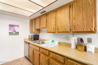 Photo #2: 6359763 Listing