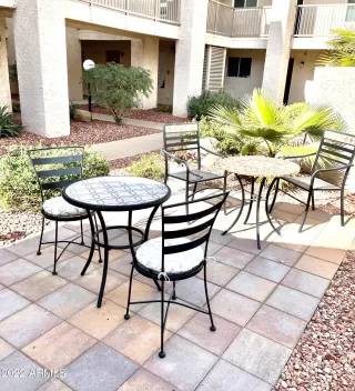 Photo #4: 6359778 Listing