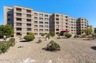 Photo #3: 6359905 Listing