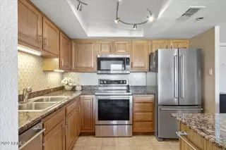 Photo #4: 6359905 Listing