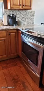 Photo #3: 6359988 Listing