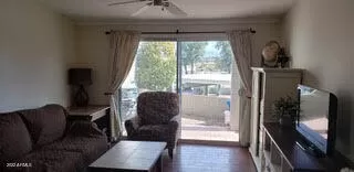 Photo #4: 6359988 Listing
