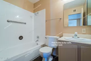 Photo #5: 6360440 Listing
