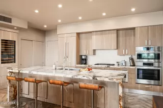 Photo #4: 6360648 Listing 