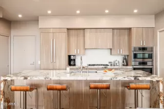 Photo #5: 6360648 Listing 