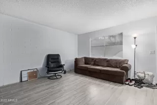 Photo #3: 6360651 Listing