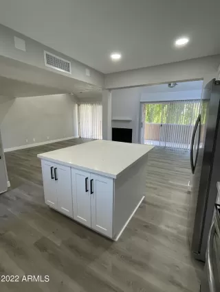 Photo #6: 6360827 Listing 