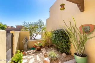 Photo #6: 6360865 Listing 