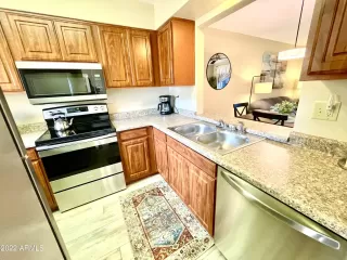 Photo #4: 6361066 Listing 