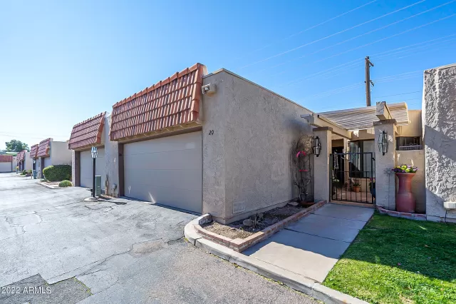 MLS: 6361068 Condo For Sale