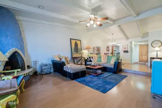 Photo #6: 6361068 Listing 