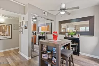 Photo #5: 6361074 Listing
