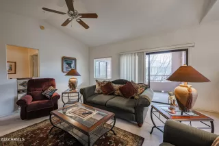 Photo #3: 6361244 Listing 