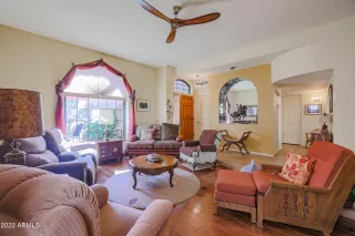Photo #3: 6361284 Listing