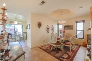 Photo #5: 6361284 Listing