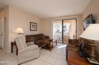 Photo #2: 6361316 Listing 