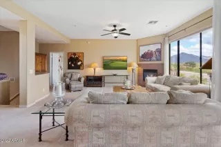 Photo #3: 6361327 Listing