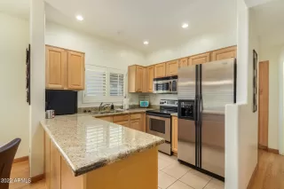 Photo #6: 6361492 Listing 