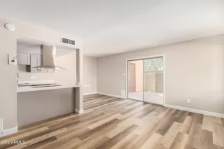 Photo #3: 6361548 Listing 