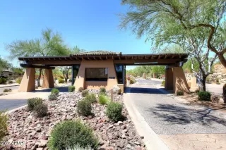 Photo #2: 6361552 Listing