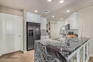 Photo #1: 6361850 Listing