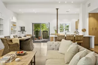 Photo #5: 6361865 Listing