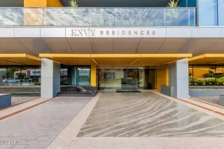 Photo #2: 6361891 Listing