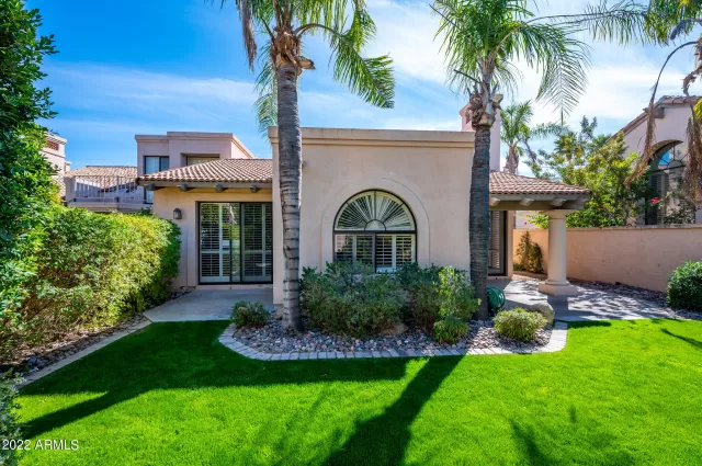 MLS: 6361953 Condo For Sale