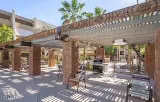 Photo #5: 6362001 Listing