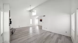 Photo #5: 6362528 Listing 