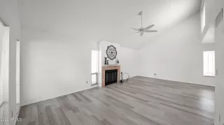 Photo #6: 6362528 Listing 