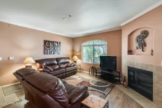 Photo #2: 6362531 Listing