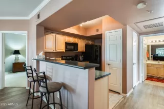 Photo #4: 6362531 Listing