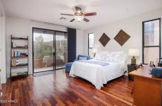 Photo #5: 6362623 Listing