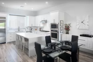 Photo #3: 6362716 Listing