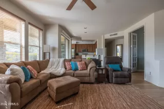 Photo #3: 6362978 Listing