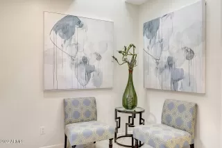 Photo #5: 6362990 Listing