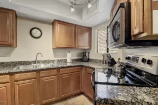 Photo #4: 6363011 Listing