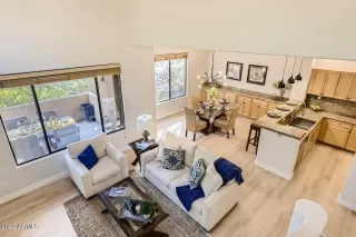 Photo #5: 6363019 Listing