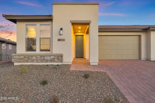 Photo #1: 6363205 Listing